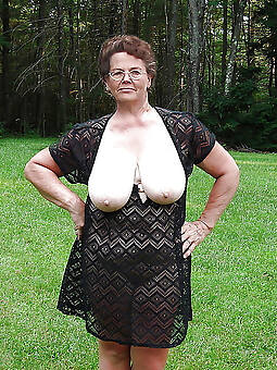 beautiful nude granny outdoor stripping