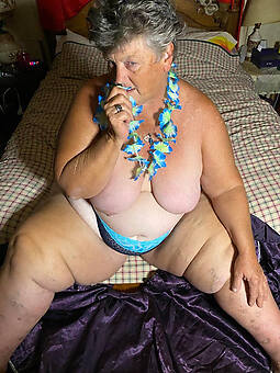 porn pictures of chubby old grannies