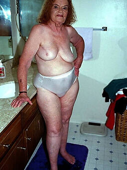 hotties nude grannies