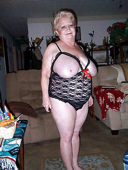 amature hot grandma lingerie