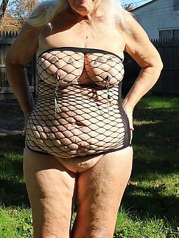 gorgeous sexy nude gilf pics